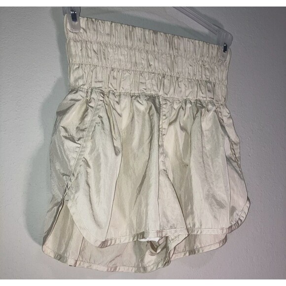 Free People FP Movement The Way Home High-Rise Pleated Shorts Size Medium - Picture 2 of 6